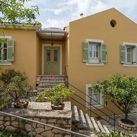 Yellow House Ithaca Βαθύ Εξωτερικό φωτογραφία
