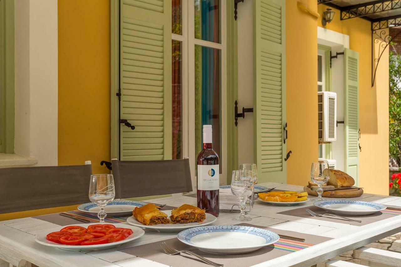 Yellow House Ithaca Βαθύ Εξωτερικό φωτογραφία