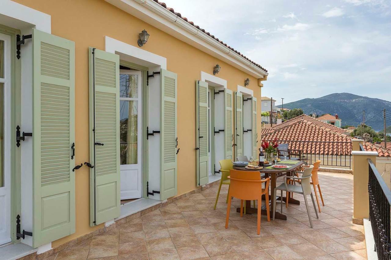 Yellow House Ithaca Βαθύ Εξωτερικό φωτογραφία