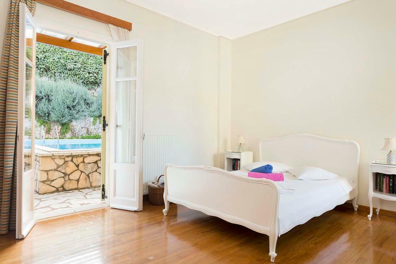 Yellow House Ithaca Βαθύ Εξωτερικό φωτογραφία